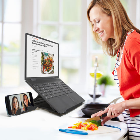 Tech Theory Illuminated Rotating Disco Light Bulb